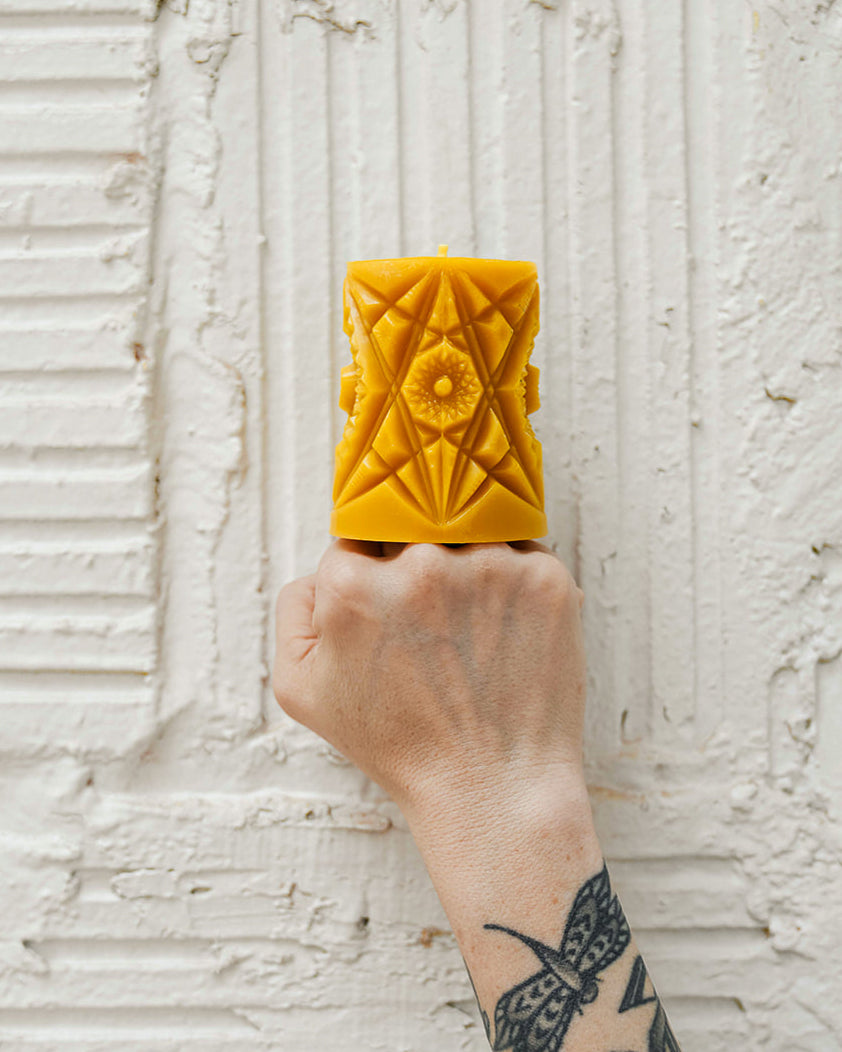 Kaleidoscope Beeswax Candle – Pure, Locally Sourced & Mesmerizing